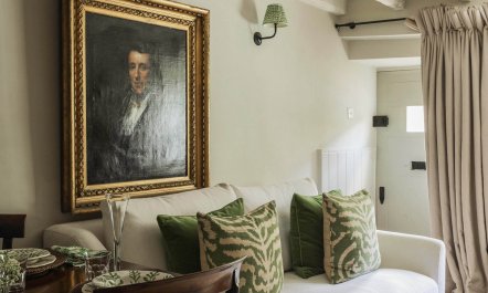 The Charming Cottage 3