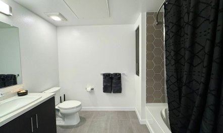 Hollywood Hills View 7