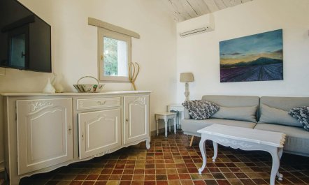 A Touch of Provence 7