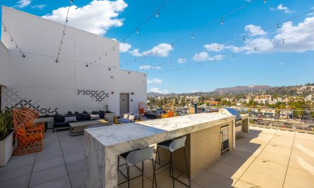 East Hollywood Charm 9