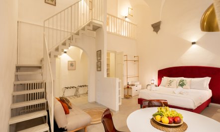 The Frescoed Palace 0