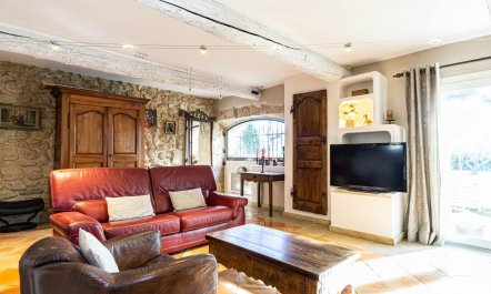 Under The Linden Tree 9