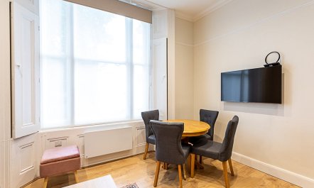 Bayswater Bloom 9