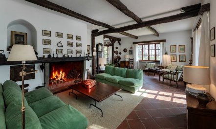 The Ancient Farmhouse 1