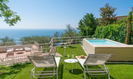 Sunshine on Amalfi 6