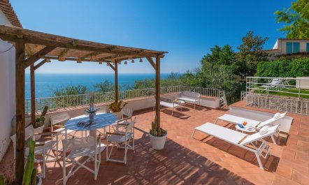 Sunshine on Amalfi 5