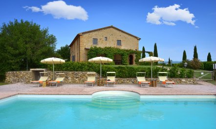 Tuscany Hideaway 3
