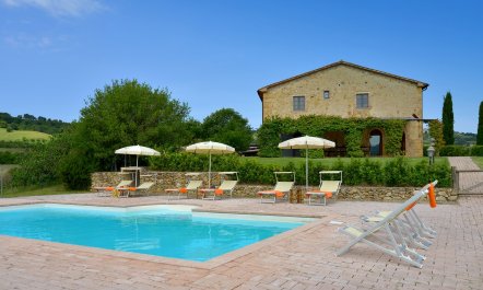 Tuscany Hideaway 4