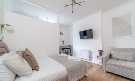 Studio in the Park 2