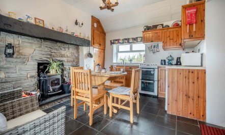2 Bed in Ardmore 4