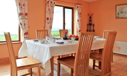 4 Bed in Caherdaniel 2