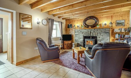 2 Bed in Cahedaniel 6
