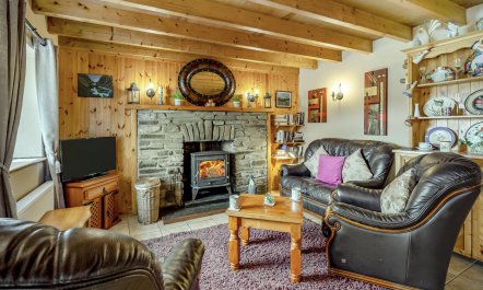 2 Bed in Cahedaniel 1