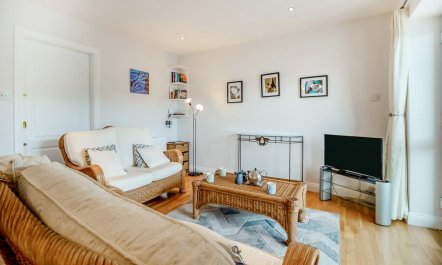 2 Bed in Newport 5