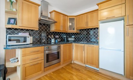 2 Bed in Newport 8