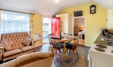 2 Bed in Kinvarra 5