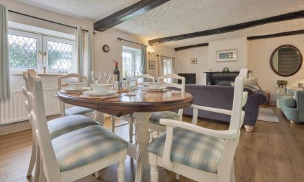 2 Bed in Little Clifton 3