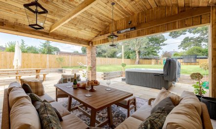 5 Bed in Lymington 2