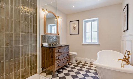 5 Bed in Lymington 9