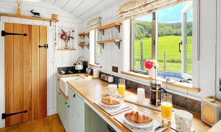 Cartier's Retreat, Dunster 3