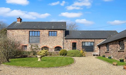 The Barn at Rainsbury House, Upton 3