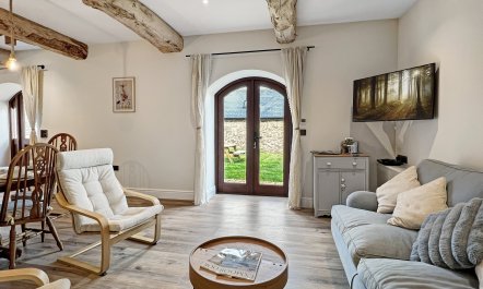 Broomy Barn, Brompton Regis 6