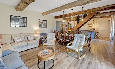 Broomy Barn, Brompton Regis 7