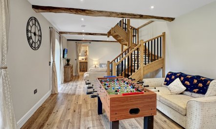 Broomy Barn, Brompton Regis 3