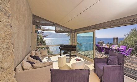 The Garden by the Lake 6