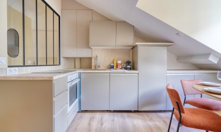 Brilliant and Bold 7