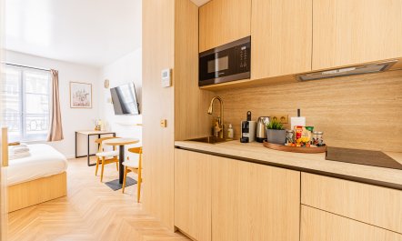 The Nest of Marais 1