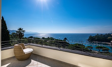 A Seaside Getaway 8