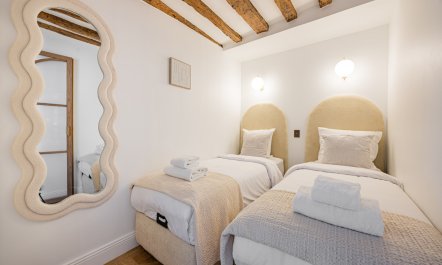 The History of Montmartre 7