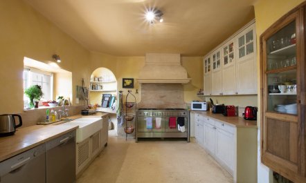 The Knight's Castle 8