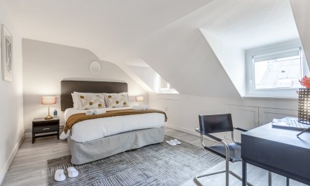 Les Plaisirs de la Vie 9