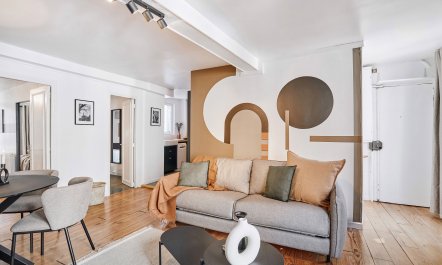 Parisian Nightlife 2