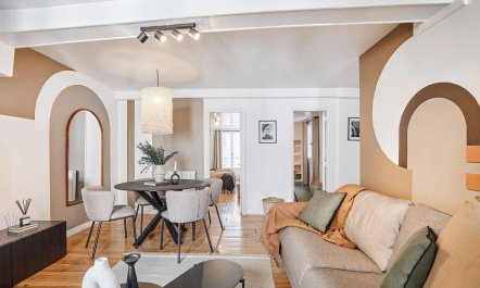 Parisian Nightlife 4