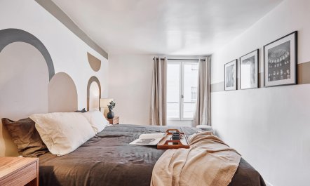 Parisian Nightlife 9