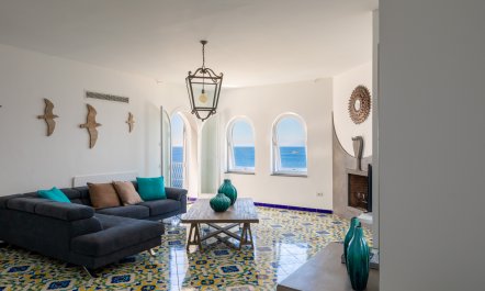 Sorrento Jewel 6