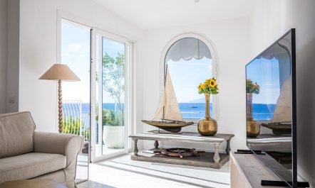 Sorrento Jewel 8