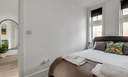 High Street Kensington 2