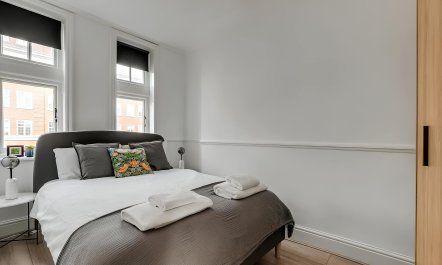 High Street Kensington 1