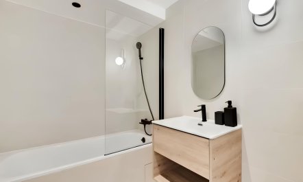 The Parisian Perch 7