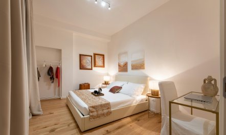 Florentine Flourish 7