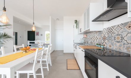 Mediterranean Treasures 9