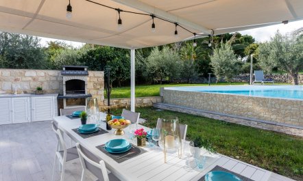 Mediterranean Treasures 6