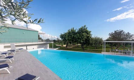 Mediterranean Treasures 4