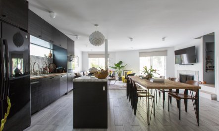 Canalside Charisma 7