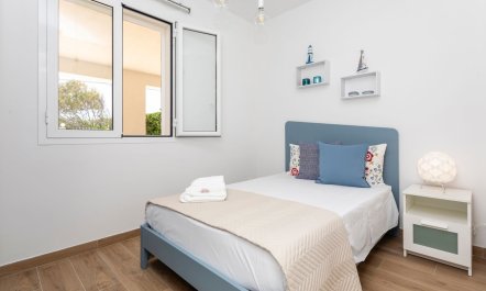 Shimmers by the Sea 8