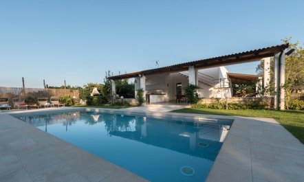 Beaches & Baroque Towns 1